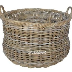 Round baskets with handles